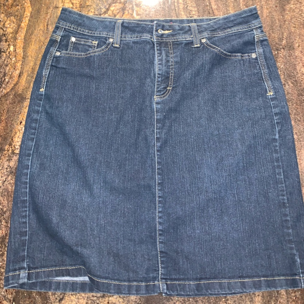 Wrangler Denim‎ (modest mini) Skirt
